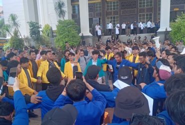 Aksi Unjuk Rasa BEM SEKA 2023